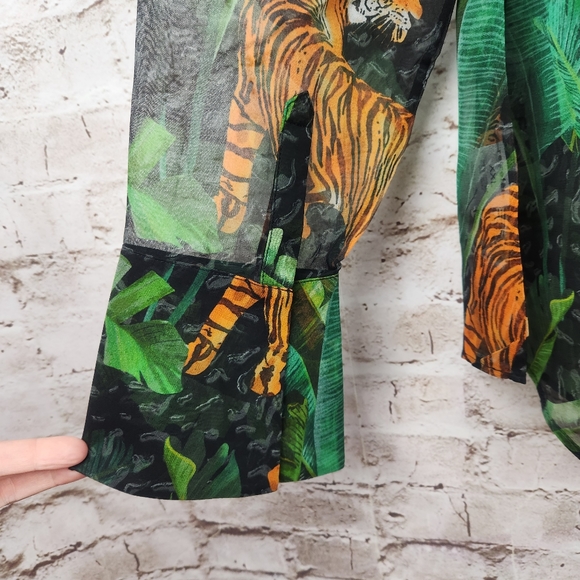 Retrofete Joanna Print Shirt in Safari Print Size XXL NWT Sheer Long Sleeve Silk - Picture 10 of 14
